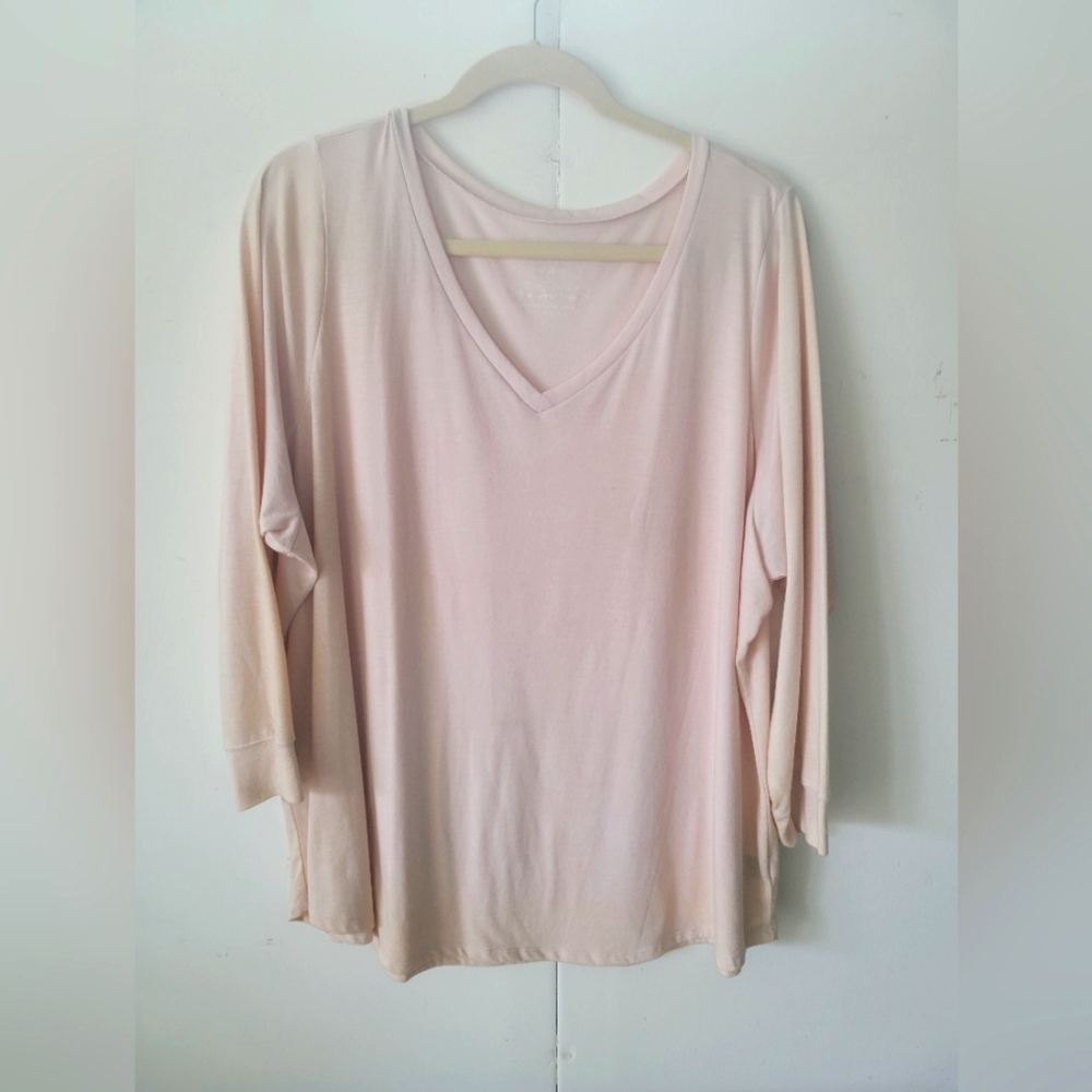Torrid blush/pink long sleeve V neck tunic
